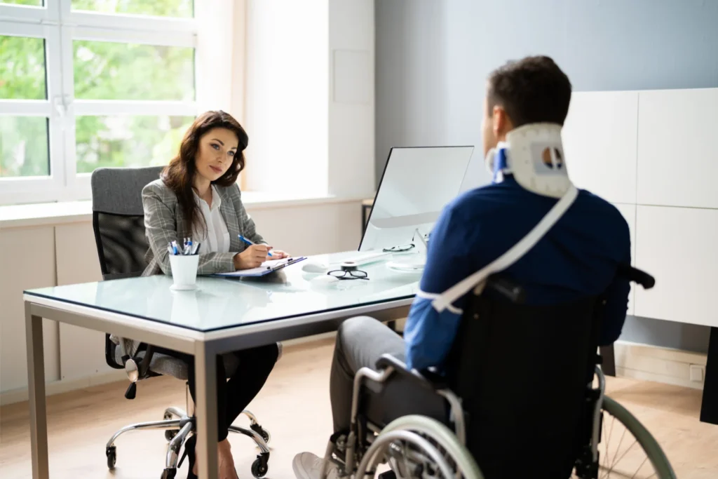 Lawyers for personal injuries in office